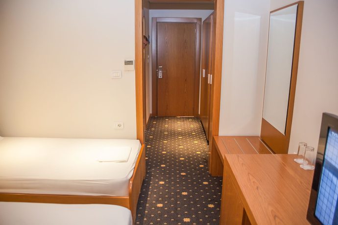 Imagen de la habitación del Hotel Hotel Agimi. Foto 13