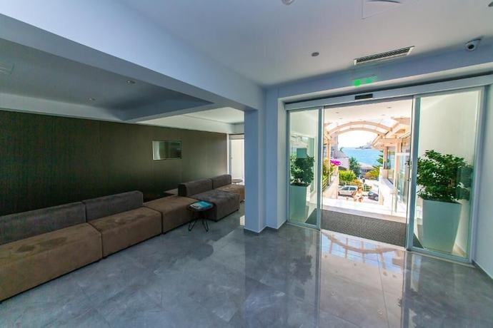 Imagen de los interiores del Hotel Hotel Agimi. Foto 20