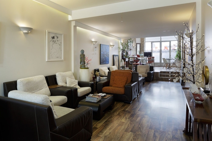 Imagen de los interiores del Hotel Hotel Alamo. Foto 19