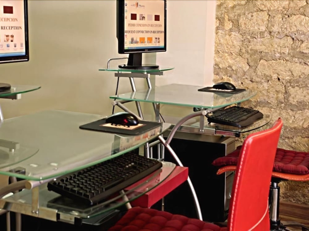 Imagen del bar/restaurante del Hotel Hotel Alamo. Foto 2