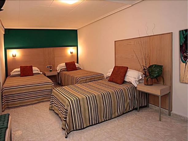 Imagen de la habitación del Hotel Hotel Alamo. Foto 13