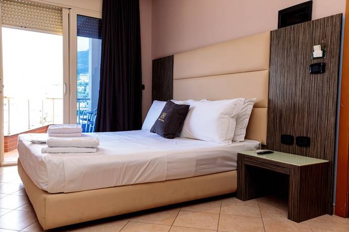 Imagen de la habitación del Hotel Hotel Aliko. Foto 2