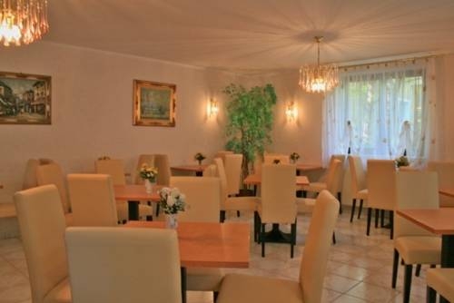 Imagen general del Hotel Hotel Altmann. Foto 14