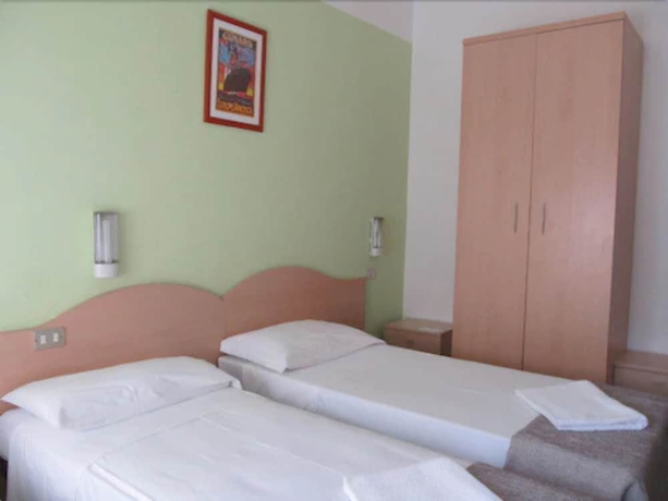 Imagen de la habitación del Hotel Hotel Ambrosiana. Foto 2