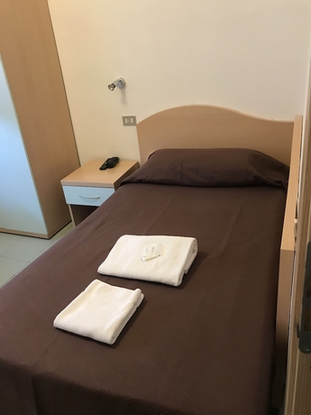 Imagen de la habitación del Hotel Hotel Ambrosiana. Foto 11