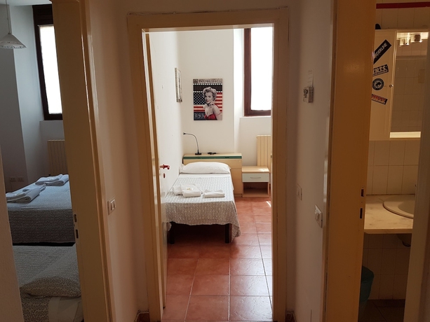 Imagen de la habitación del Hotel Hotel Ambrosiana. Foto 14