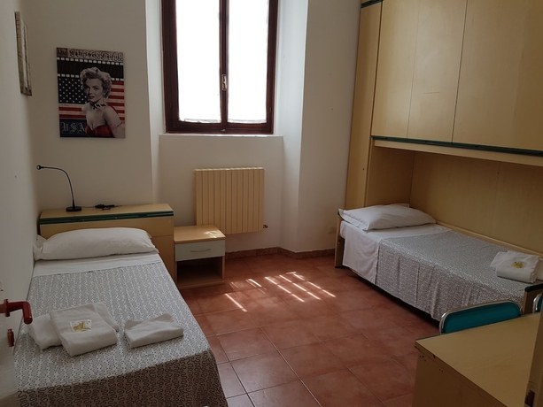 Imagen de la habitación del Hotel Hotel Ambrosiana. Foto 15