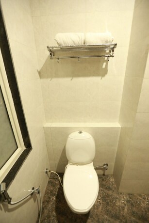 Imagen de la habitación del Hotel Hotel Anchal Villa By Yb Hotels. Foto 27