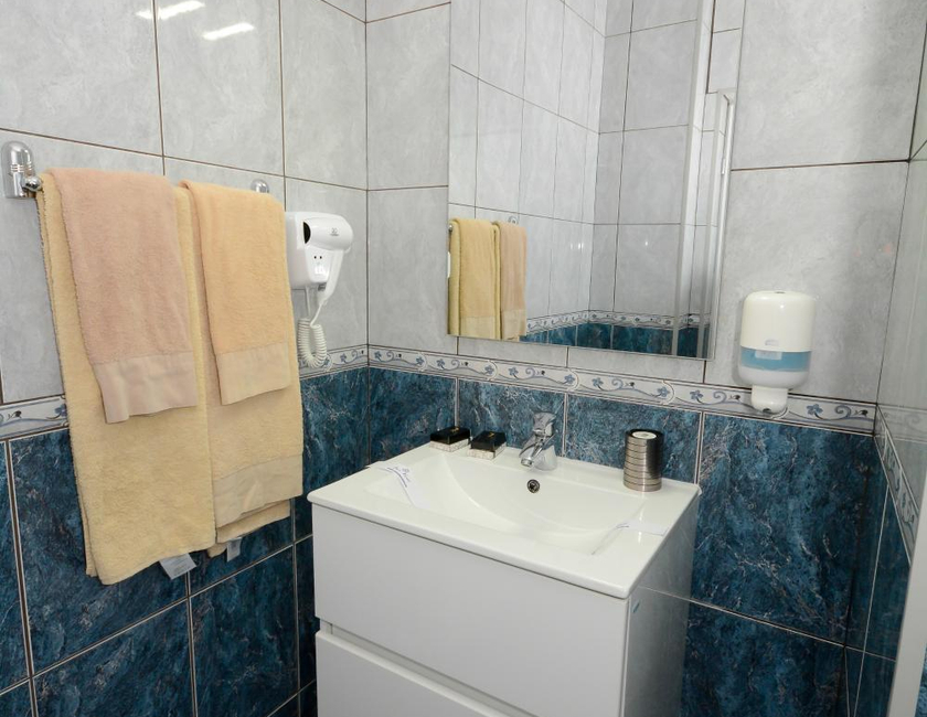 Imagen general del Hotel Hotel Andre&acute;s. Foto 12