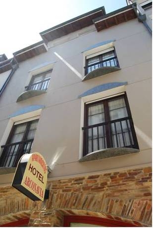 Imagen general del Hotel Hotel Arco Navia. Foto 7