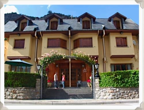 Imagen general del Hotel Hotel Arruebo. Foto 7