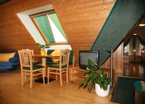 Imagen general del Hotel Hotel Asperner Löwe. Foto 15