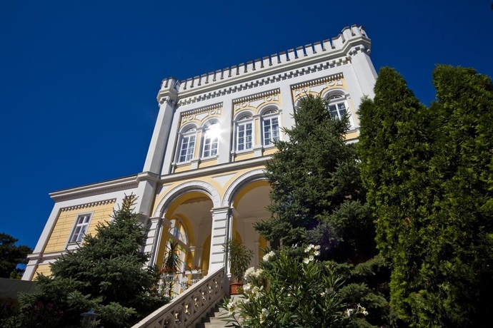 Imagen general del Hotel Hotel Astoria, Balatonfured. Foto 7