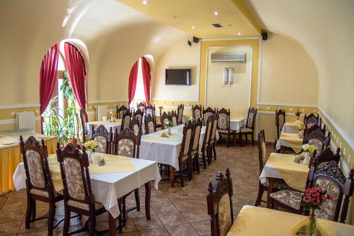 Imagen del bar/restaurante del Hotel Hotel Astoria, Satu mare. Foto 1