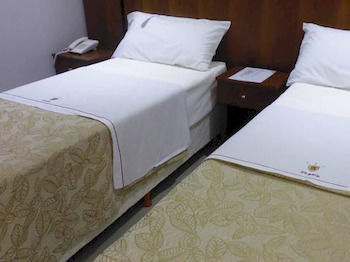 Imagen general del Hotel Hotel Athos. Foto 1