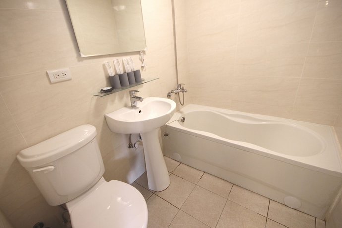 Imagen de la habitación del Hotel Hotel Attic. Foto 4