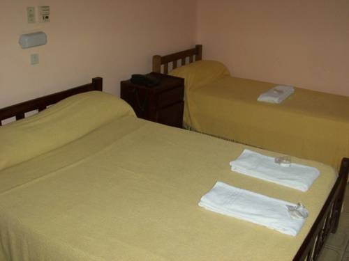 Imagen general del Hotel Hotel Avenida, C&Oacute;RDOBA (AR). Foto 4