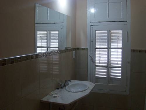 Imagen general del Hotel Hotel Avenida, C&Oacute;RDOBA (AR). Foto 8