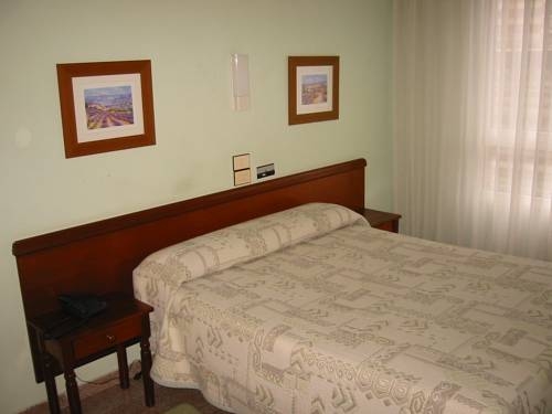 Imagen general del Hotel Hotel Avenida. Foto 7