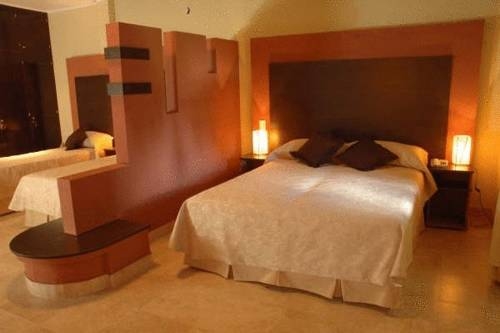 Imagen de la habitación del Hotel Hotel Aybal. Foto 15