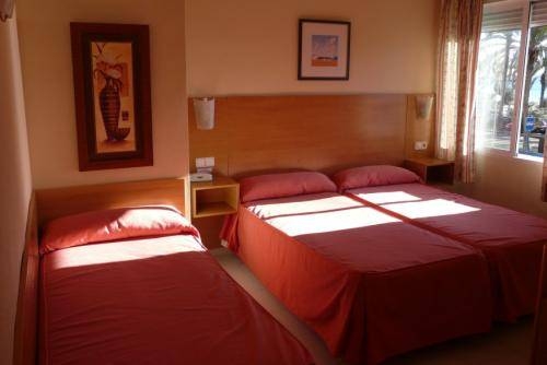 Imagen general del Hotel Hotel Bahia. Foto 2