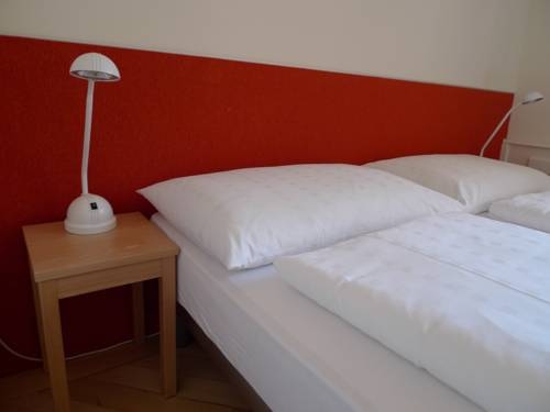 Imagen general del Hotel Hotel Bambi. Foto 3