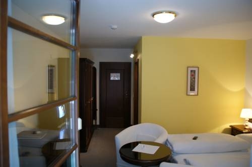 Imagen general del Hotel Hotel Batzenh&auml;usl. Foto 16