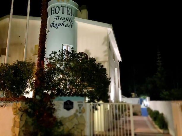 Imagen general del Hotel Hotel Beauty Raphael. Foto 13