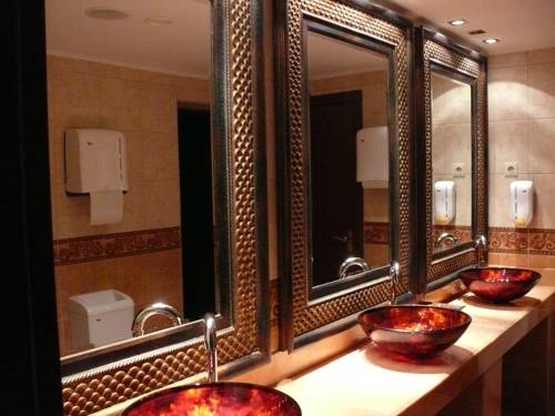 Imagen general del Hotel Hotel Bellevue Esztergom. Foto 9