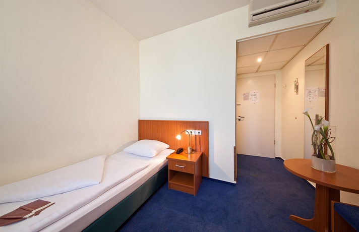 Imagen de la habitación del Hotel Hotel Belmondo Hamburg Hbf.. Foto 5