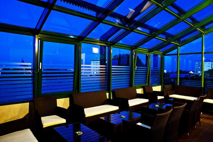 Imagen del bar/restaurante del Hotel Hotel Belvedere, Botosani. Foto 2