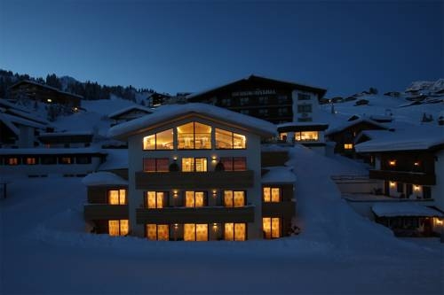 Imagen general del Hotel Hotel Bergkristall. Foto 3