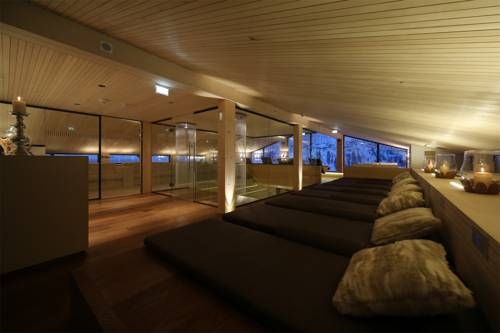 Imagen general del Hotel Hotel Bergkristall. Foto 16