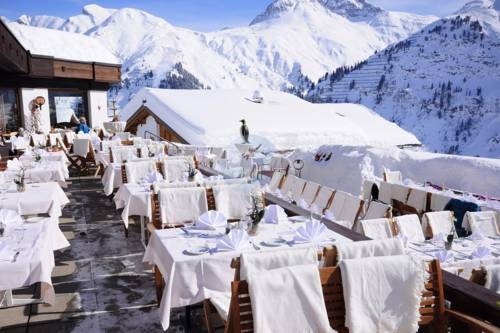 Imagen general del Hotel Hotel Bergkristall. Foto 19