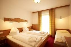 Imagen de la habitación del Hotel Hotel Bergzeit. Foto 36