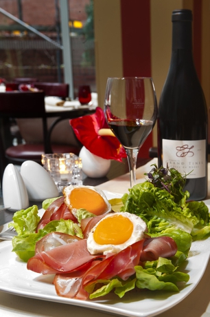 Imagen del bar/restaurante del Hotel Hotel Berlin Ostbahnhof. Foto 7