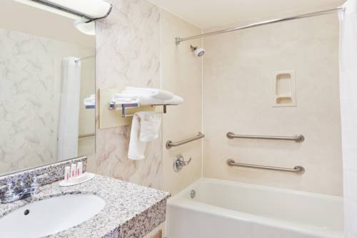 Imagen de la habitación del Hotel Hotel Bo, a Days Inn by Wyndham Chattanooga Downtown. Foto 6