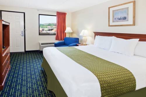 Imagen de la habitación del Hotel Hotel Bo, a Days Inn by Wyndham Chattanooga Downtown. Foto 10