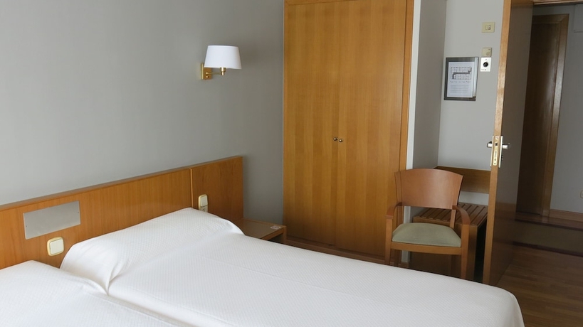 Imagen de la habitación del Hotel Hotel Borrell. Foto 7