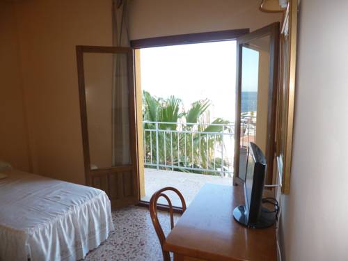 Imagen de la habitación del Hotel Hotel Buigues. Foto 3