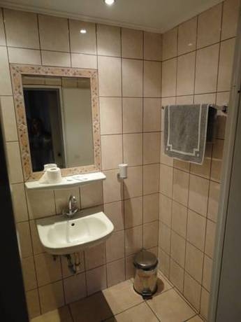 Imagen general del Hotel Hotel Byron. Foto 2