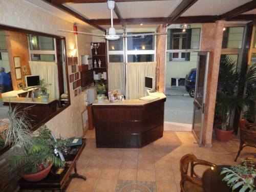 Imagen general del Hotel Hotel Byron. Foto 7