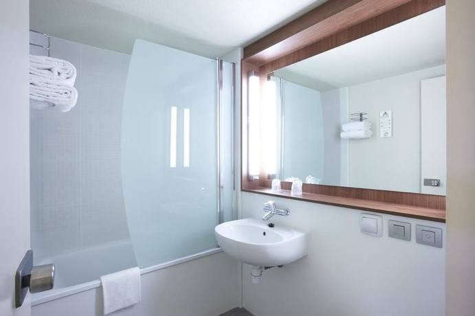 Imagen de la habitación del Hotel Hotel Campanile Nature - Meaux. Foto 11