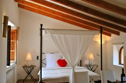 Imagen de la habitación del Hotel Hotel Can Roses. Foto 6