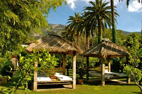 Imagen de los interiores del Hotel Hotel Can Roses. Foto 11