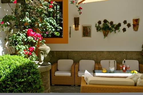 Imagen general del Hotel Hotel Can Roses. Foto 5