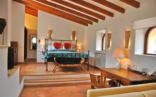 Imagen de la habitación del Hotel Hotel Can Roses. Foto 9