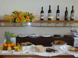 Imagen general del Hotel Hotel Castelbarco. Foto 15