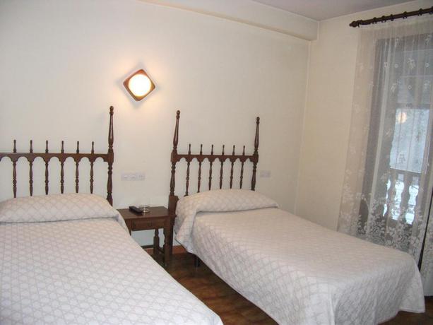 Imagen de la habitación del Hotel Hotel Castieru. Foto 2