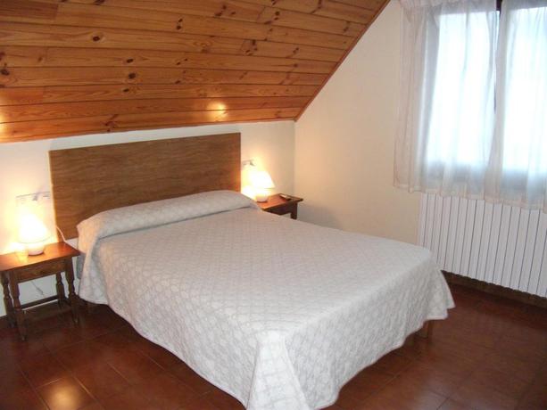 Imagen de la habitación del Hotel Hotel Castieru. Foto 6